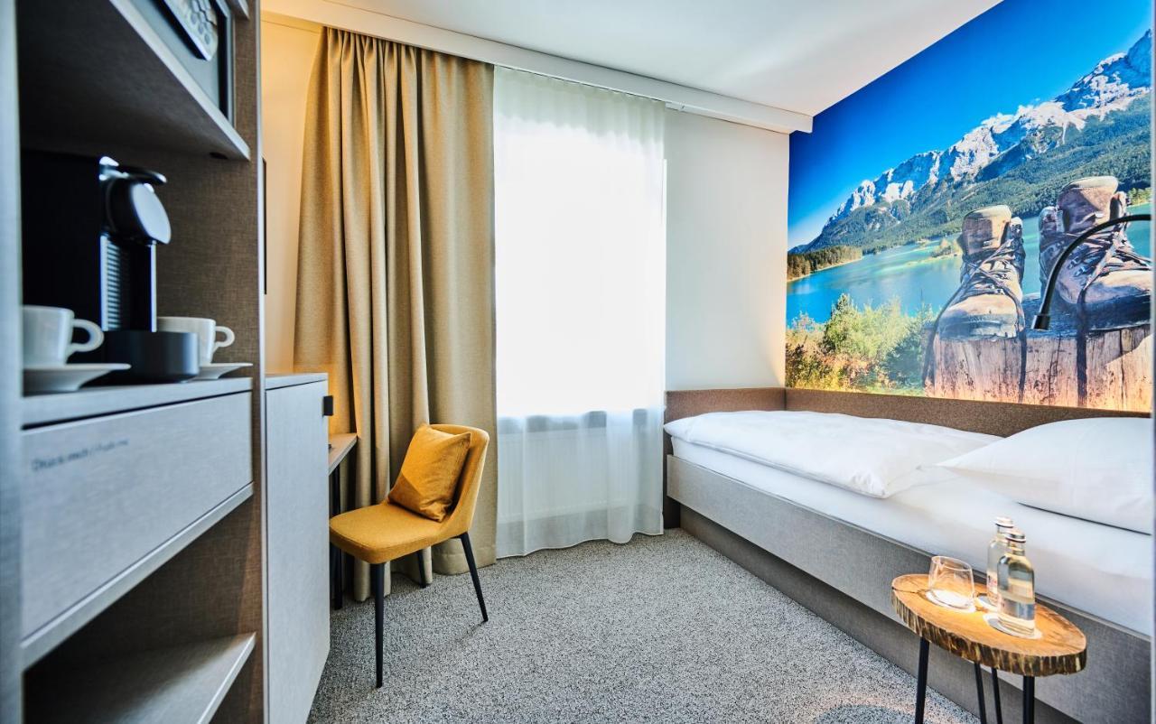 Hotel Zur Post Altoetting المظهر الخارجي الصورة